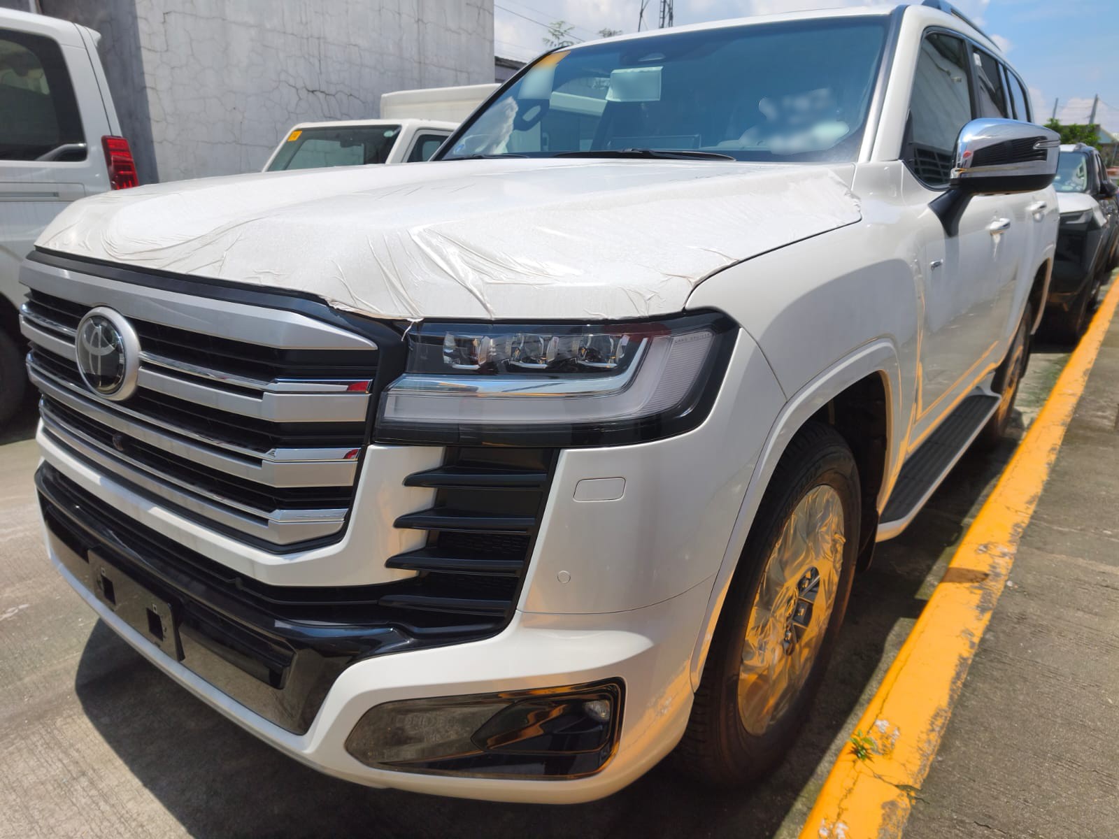 2026 TOYOTA LAND CRUISER SUV ZX 3.3 4WD AT White
