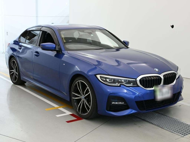 BMW 3 Series 320i M Sport Blue 2020 image 7