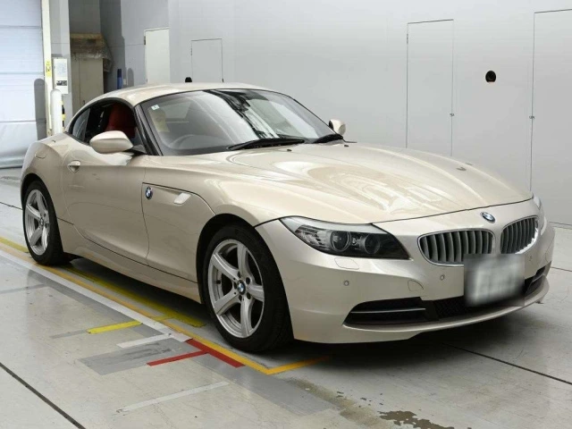 BMW Z4 sDrive23i Highline Package Gold 2010