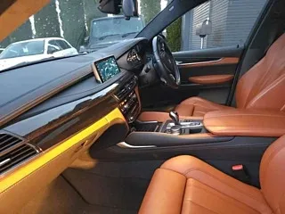 BMW X6 White 2016 image 7