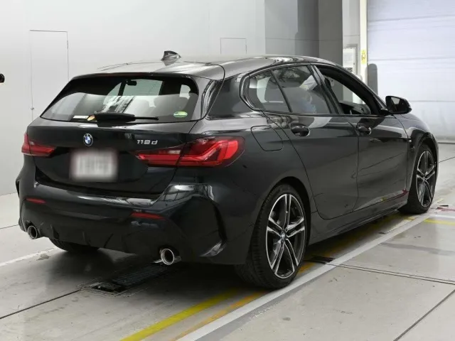 BMW 1 Series 118d M Sport Edition Shadow 2021 image 2