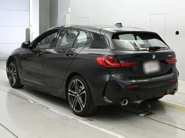BMW 1 Series 118d M Sport Edition Shadow 2021 image 7