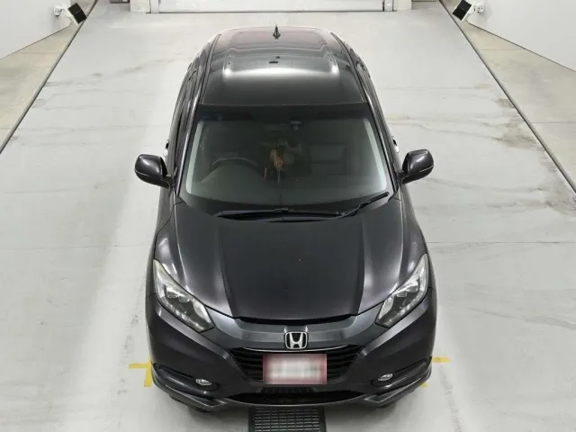 Honda Vezel Hybrid X 4WD Black 2014 image 3