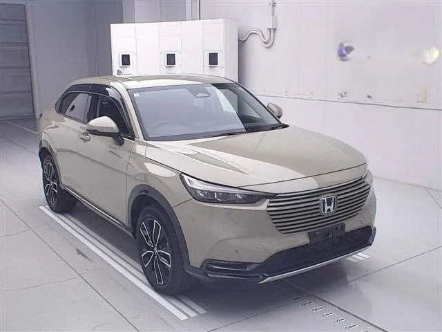 Honda Vezel e:HEV Z Beige 2021 image 2