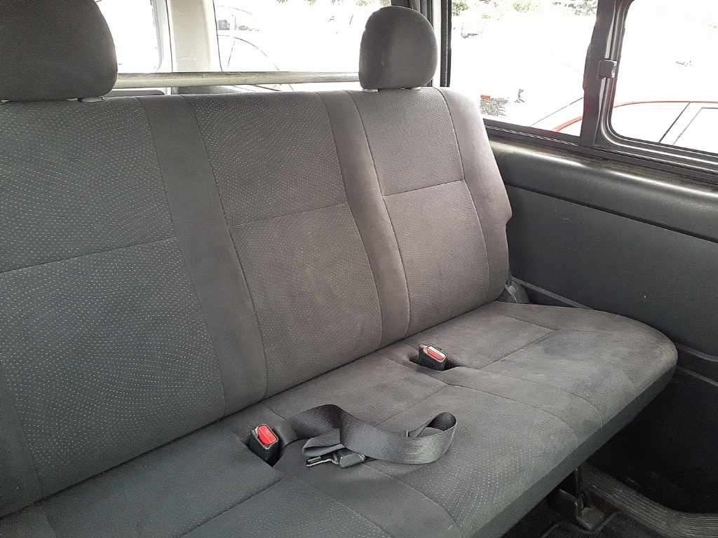 TOYOTA HIACE VAN 2017 image 4