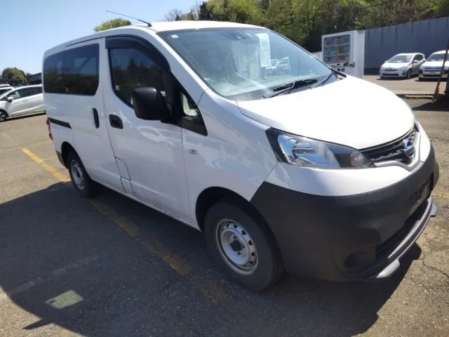 Nissan NV200 White 2021