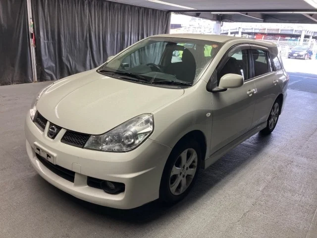 Nissan Wingroad White 2015 image 4