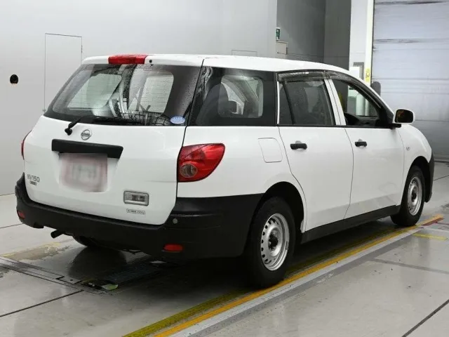 Nissan AD Van White 2021 image 5