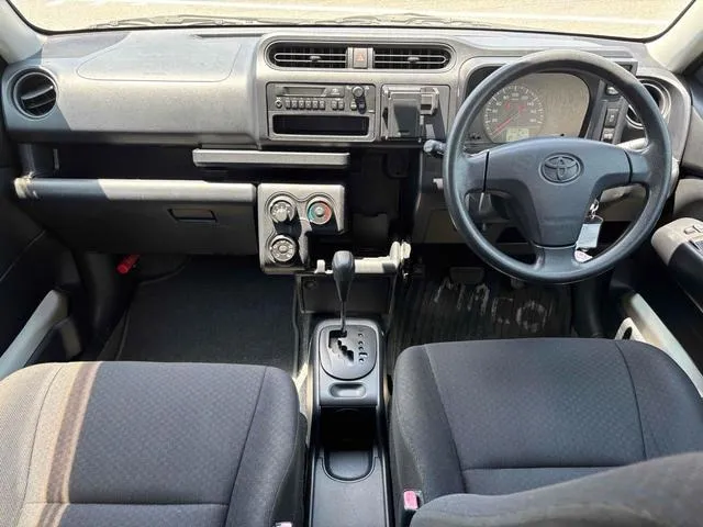 Toyota Probox White 2015 image 5