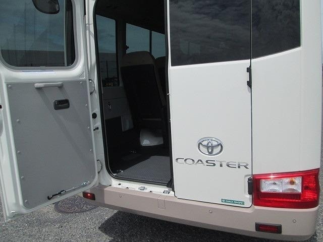 Toyota Coaster White 2025 image 9