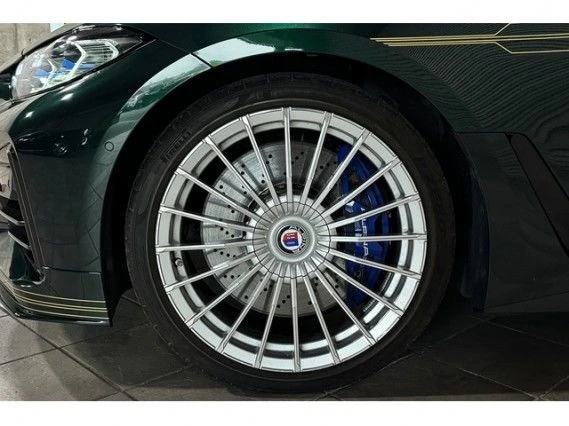 BMW D4 S Gran Coupe Allrad Green 2023 image 6