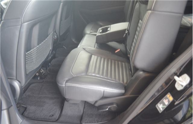 MERCEDES BENZ GLS Black image 20