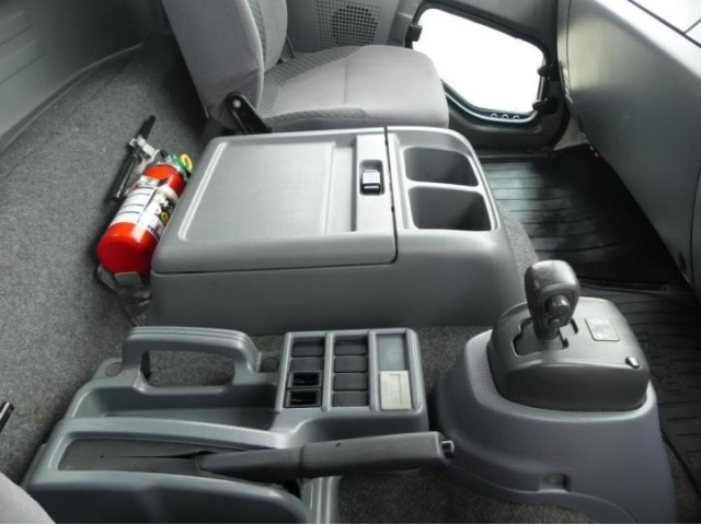 ISUZU FORWARD image 12