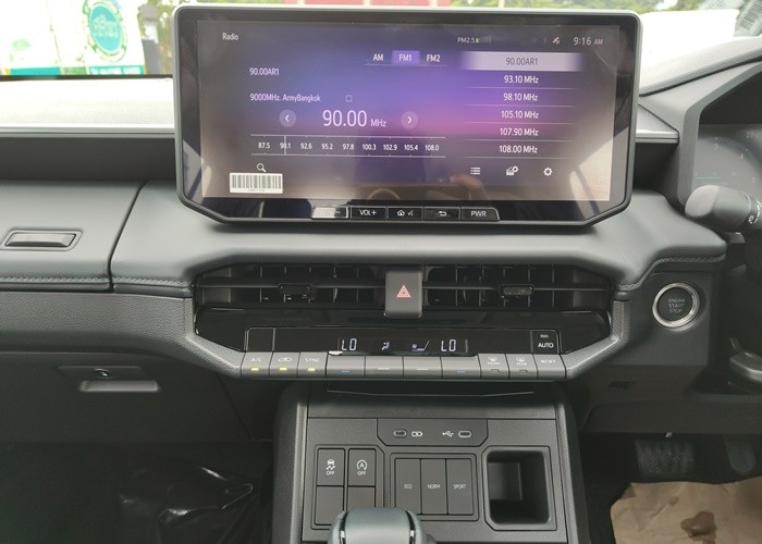 2026 TOYOTA HILUX TRAVO OVERLAND 2.8 2WD AT image 14