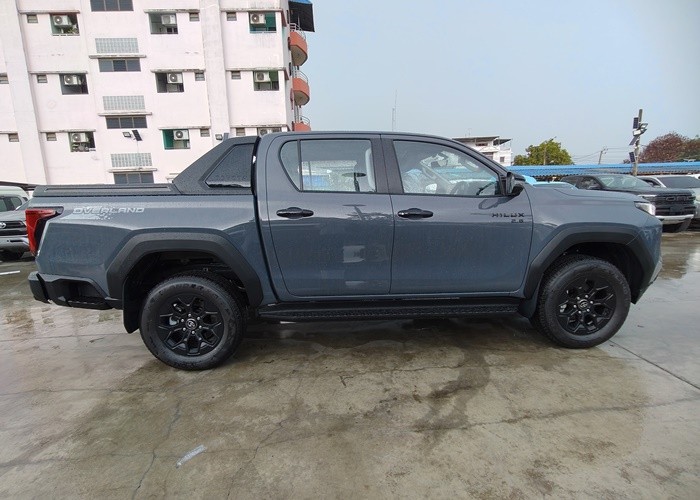 2026 TOYOTA HILUX TRAVO OVERLAND 2.8 2WD image 7