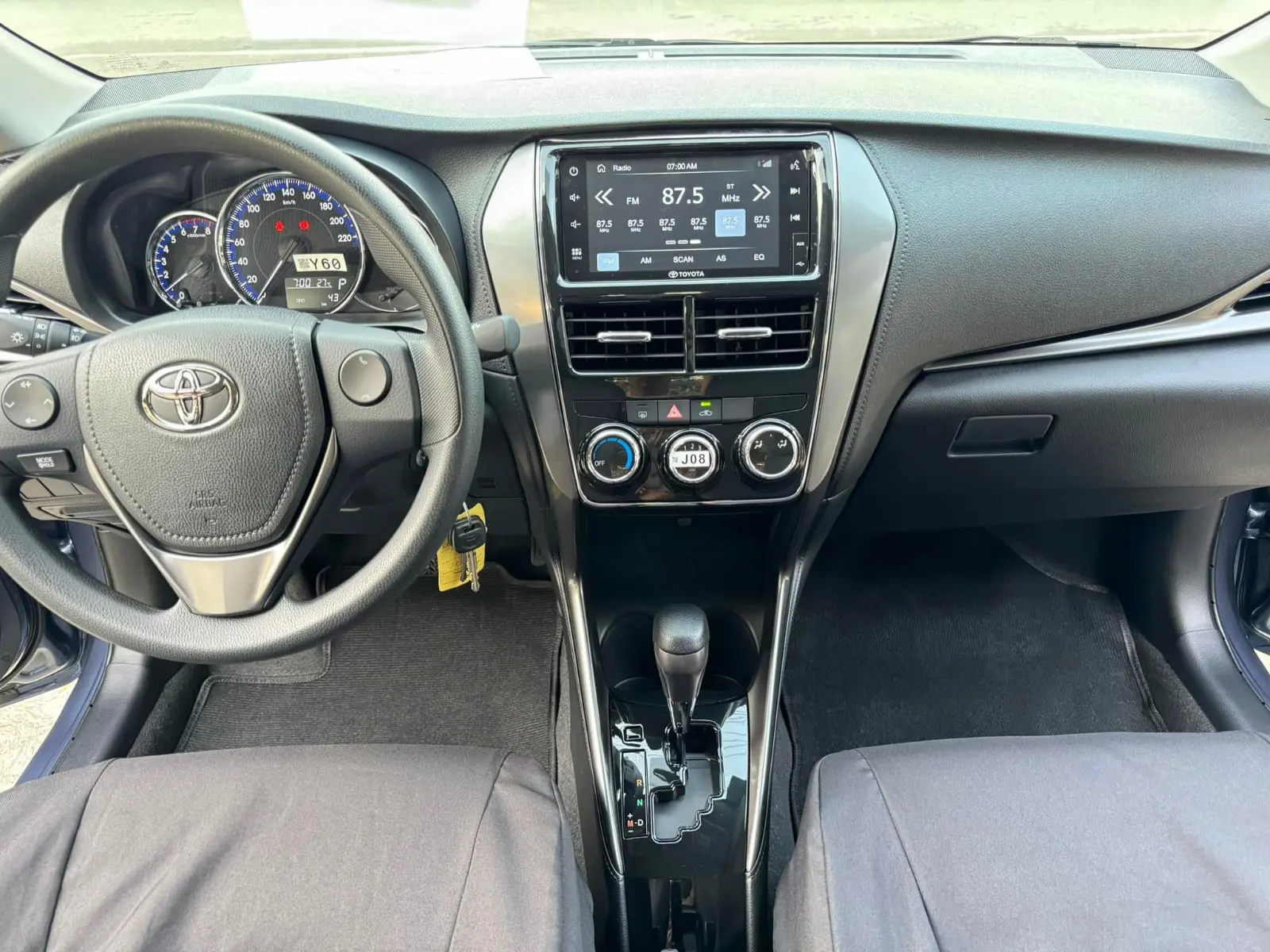 2027 TOYOTA VIOS SEDAN XLE 1.3 2WD CVT Blue image 5