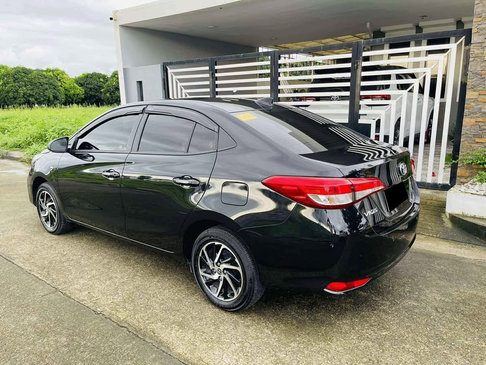2027 TOYOTA VIOS SEDAN XLE 1.3 2WD CVT Black (A-663) image 2