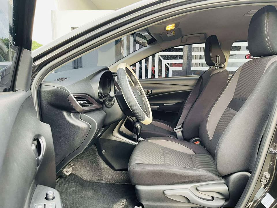 2027 TOYOTA VIOS SEDAN XLE 1.3 2WD CVT Black (A-663) image 9