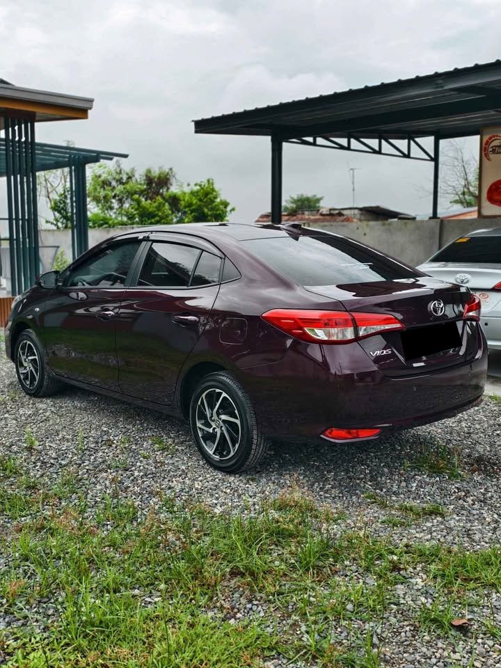 2027 TOYOTA VIOS SEDAN XLE 1.3 2WD CVT Red (A-665) image 4