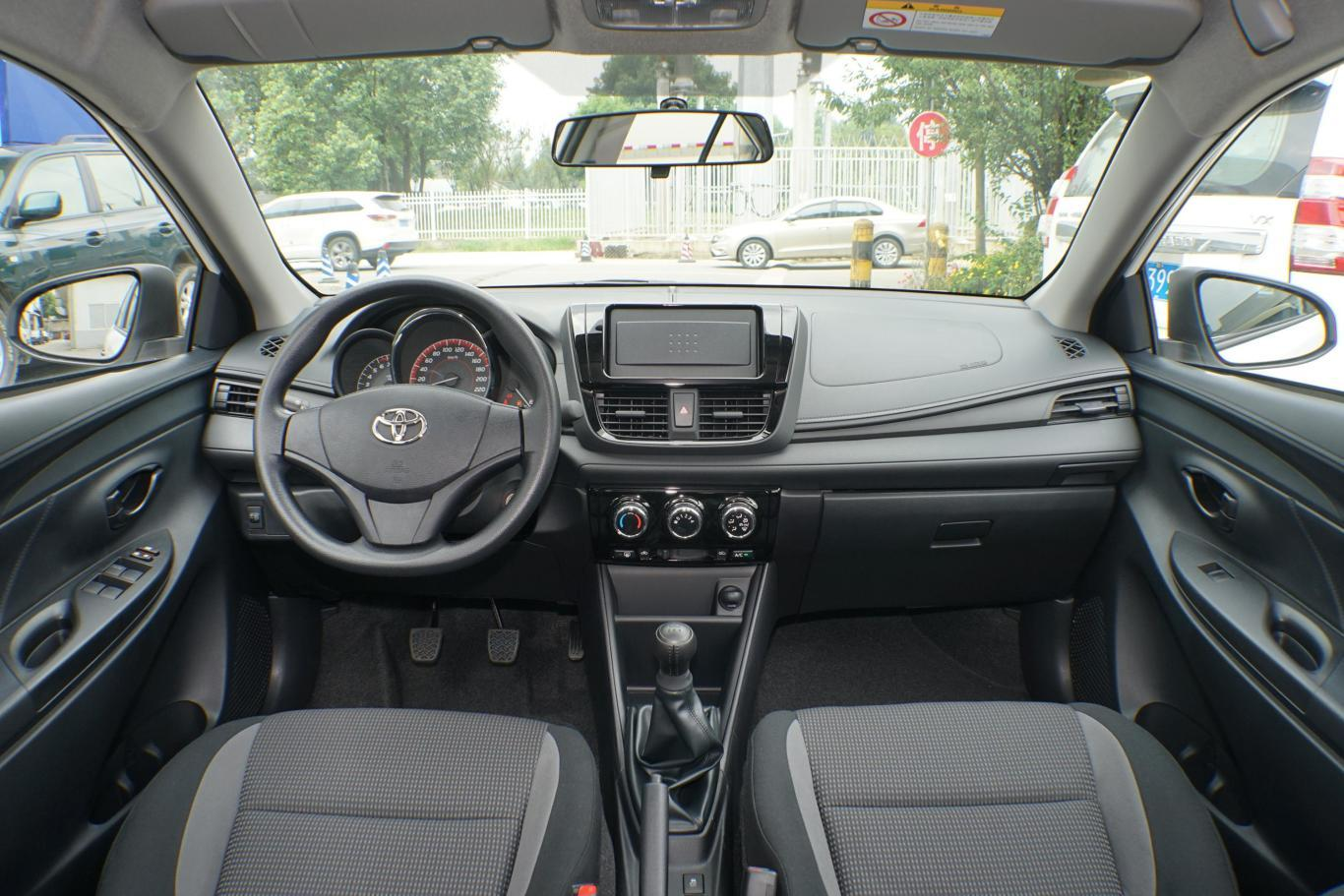 2027 TOYOTA VIOS SEDAN E 1.5 2WD MT Bronze image 10
