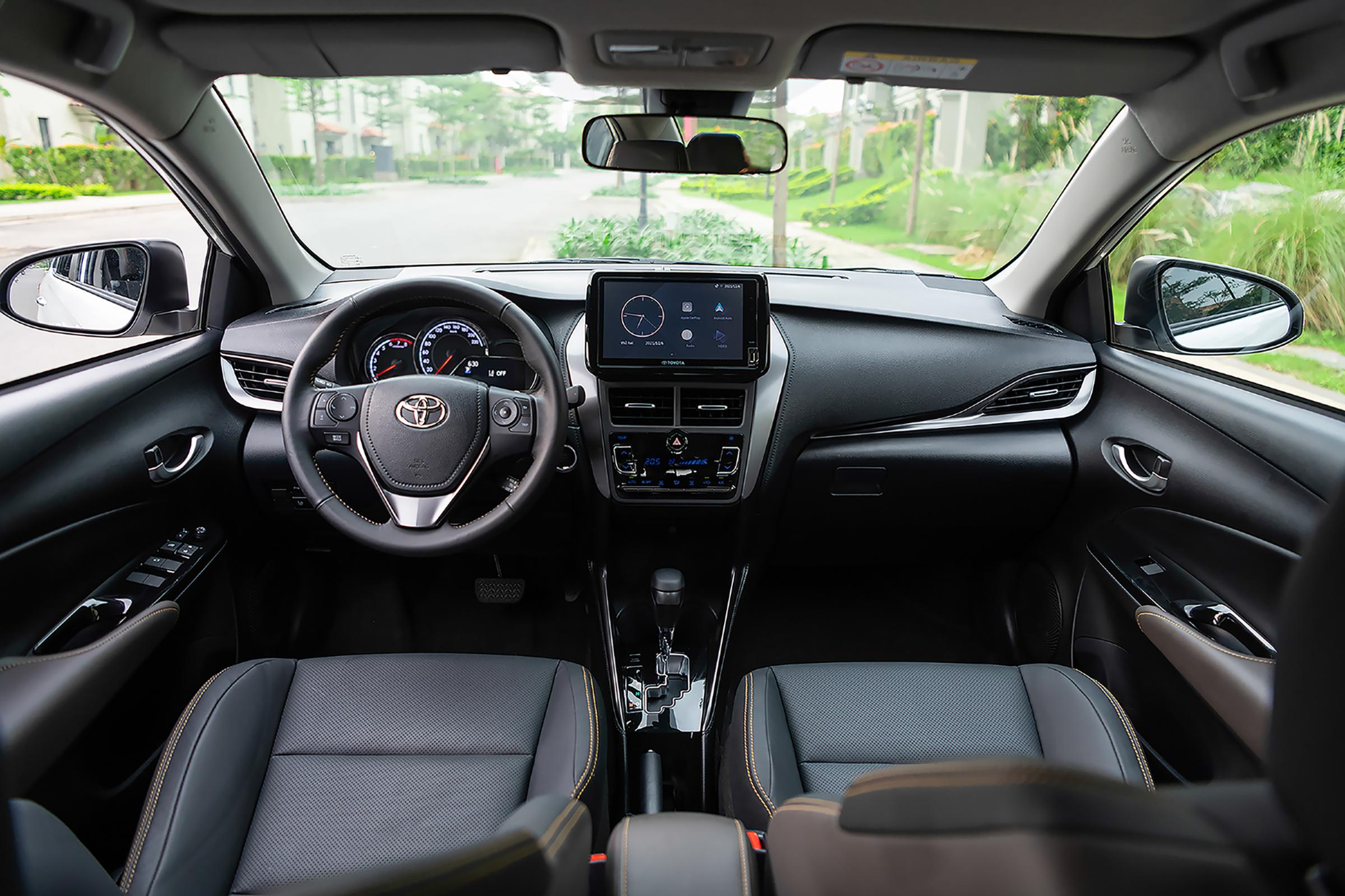 2027 TOYOTA VIOS SEDAN E 1.5 2WD CVT White image 10