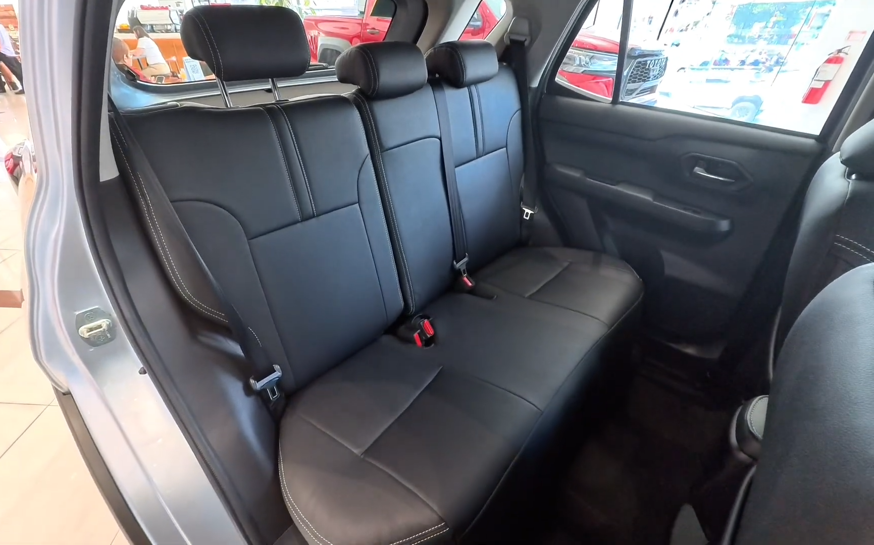 2027 TOYOTA RAIZE SUV G 1.2 2WD CVT Silver (Z-1092) image 14