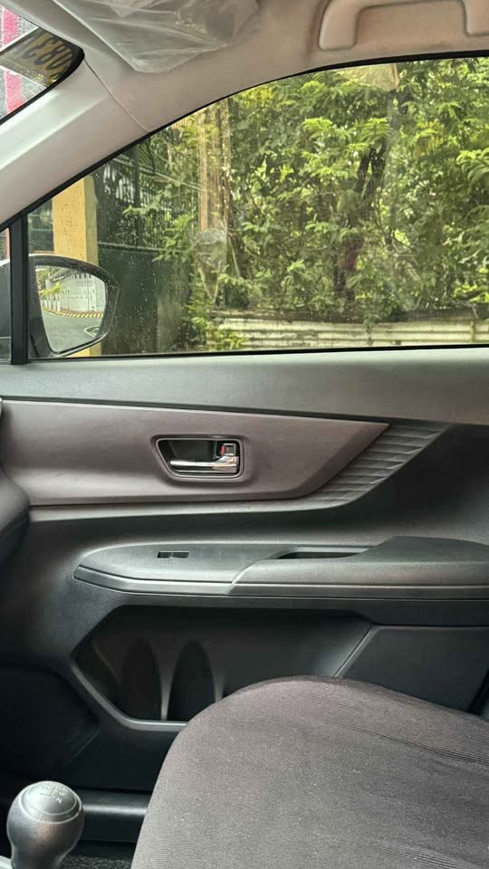 2027 TOYOTA AVANZA MPV E 1.3 2WD MT Silver image 11