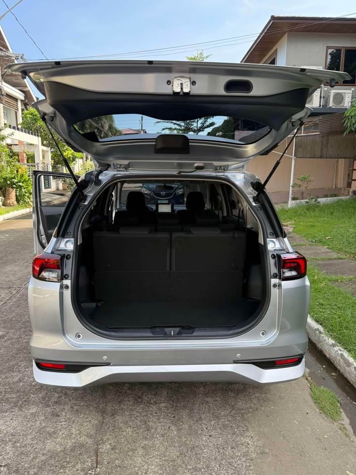 2027 TOYOTA AVANZA SUV E 1.3 2WD AT Silver image 11