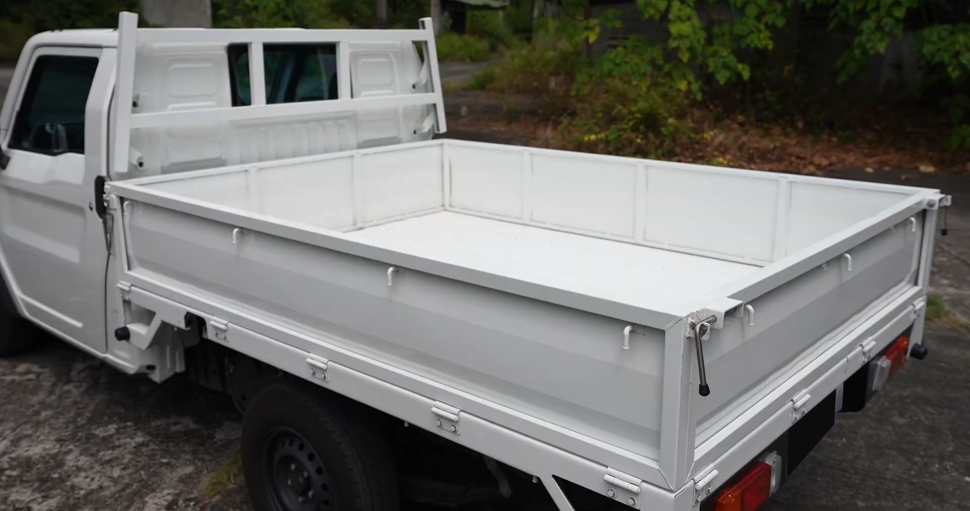 2027 TOYOTA TAMARAW SINGLE CAB Dropside Gas 2.0 2WD MT White image 10