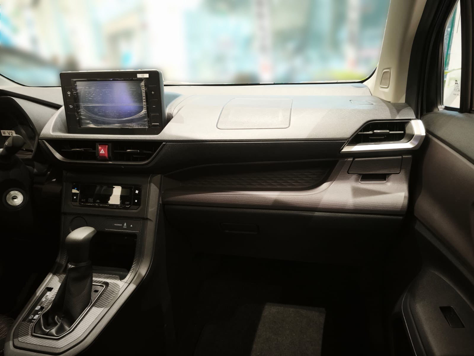 2027 TOYOTA AVANZA MPV E 1.3 2WD CVT Green image 22