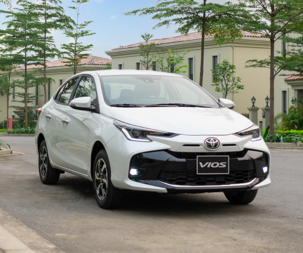 2027 TOYOTA VIOS SEDAN G 1.5 2WD CVT White image 3