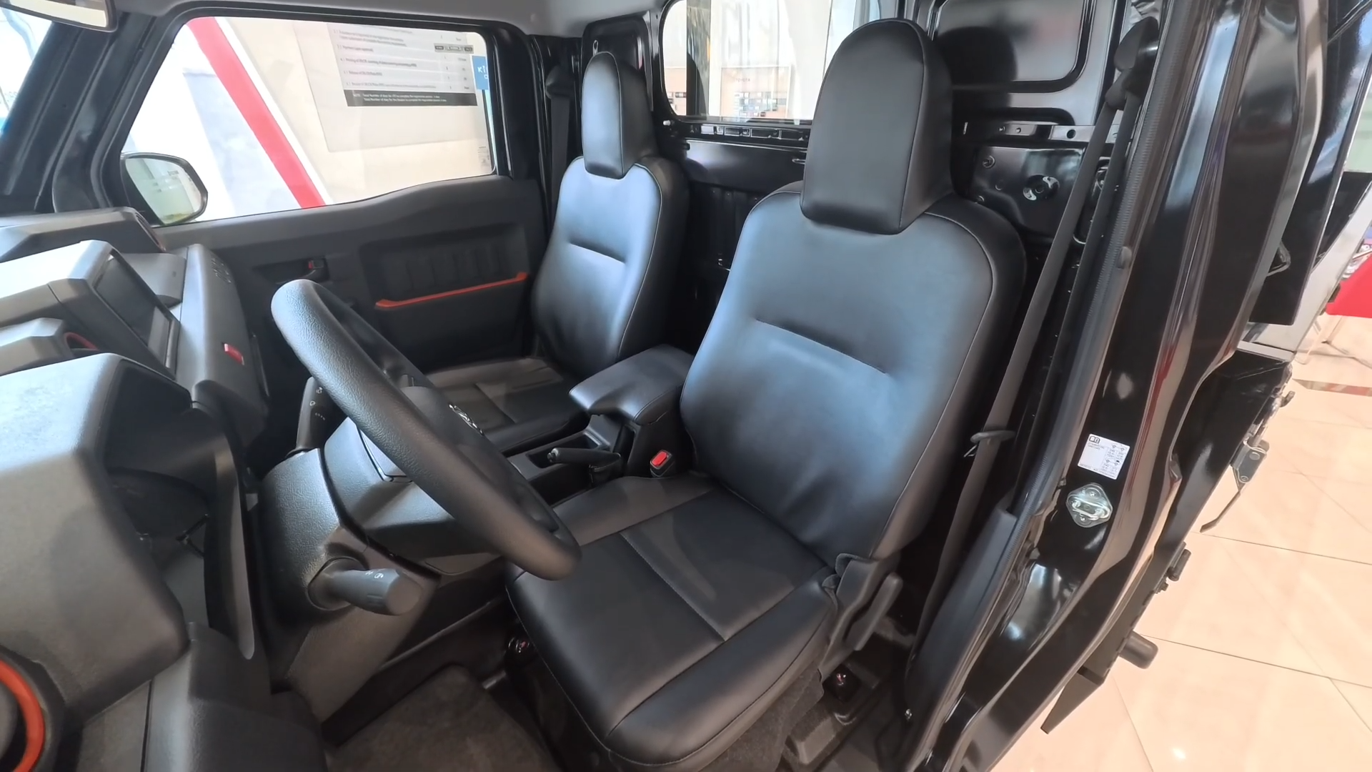 2027 TOYOTA TAMARAW SINGLE CAB GL Dropside DSL 2.4 2WD AT Black image 11