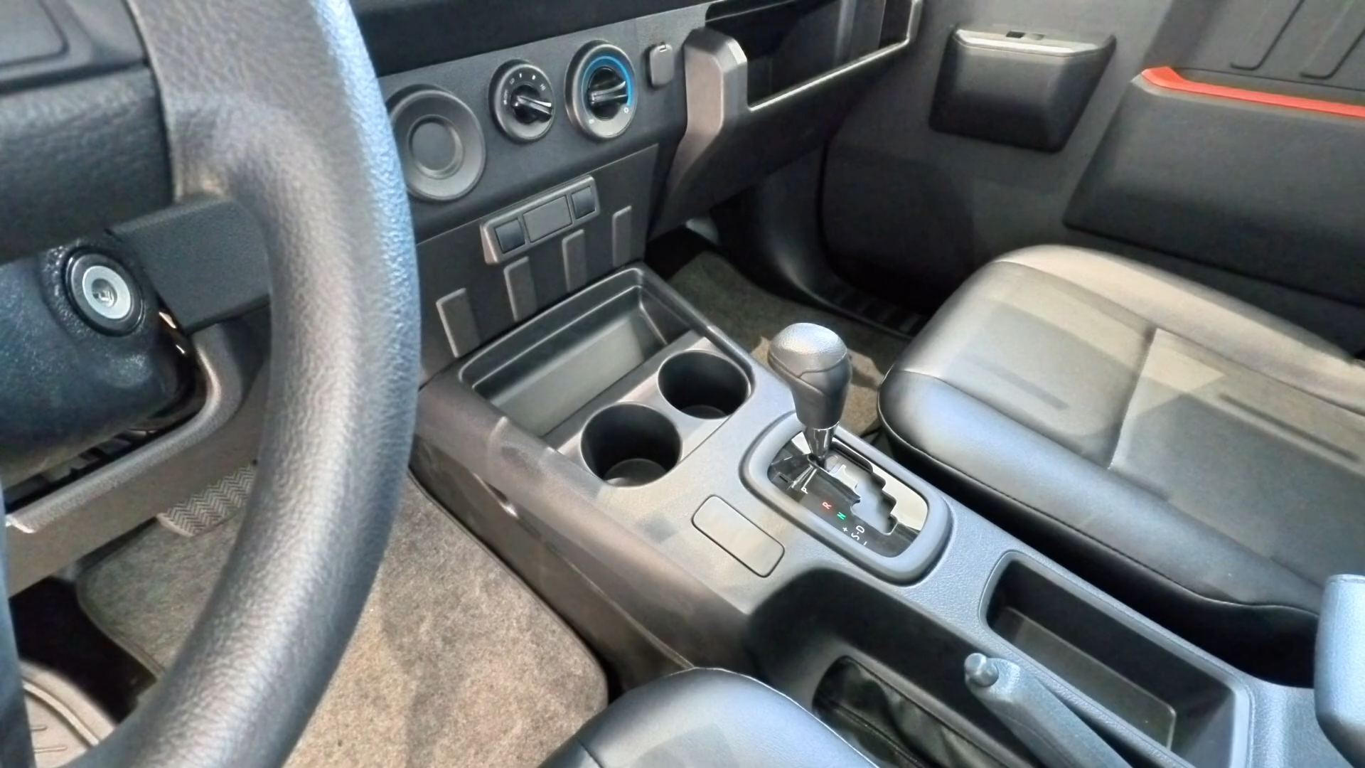 2027 TOYOTA TAMARAW SINGLE CAB GL Dropside DSL 2.4 2WD AT Black image 24