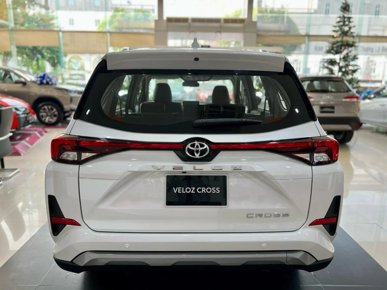 2027 TOYOTA VELOZ SUV CROSS TOP 1.5 2WD CVT White image 3