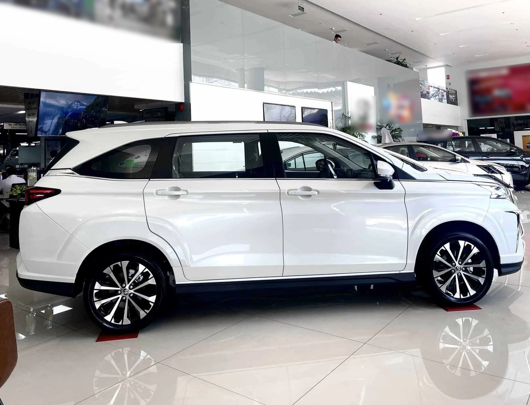 2027 TOYOTA VELOZ SUV CROSS TOP 1.5 2WD CVT White image 4