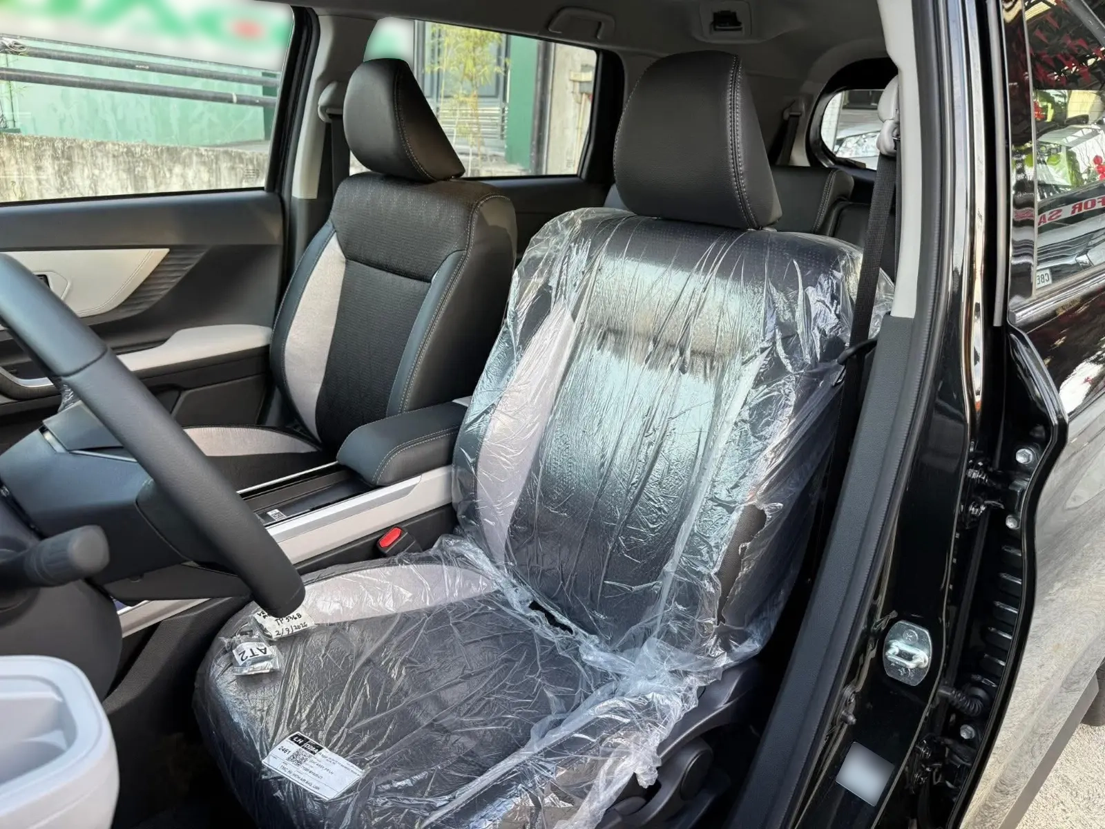2027 TOYOTA VELOZ SUV V 1.5 2WD CVT Black image 8