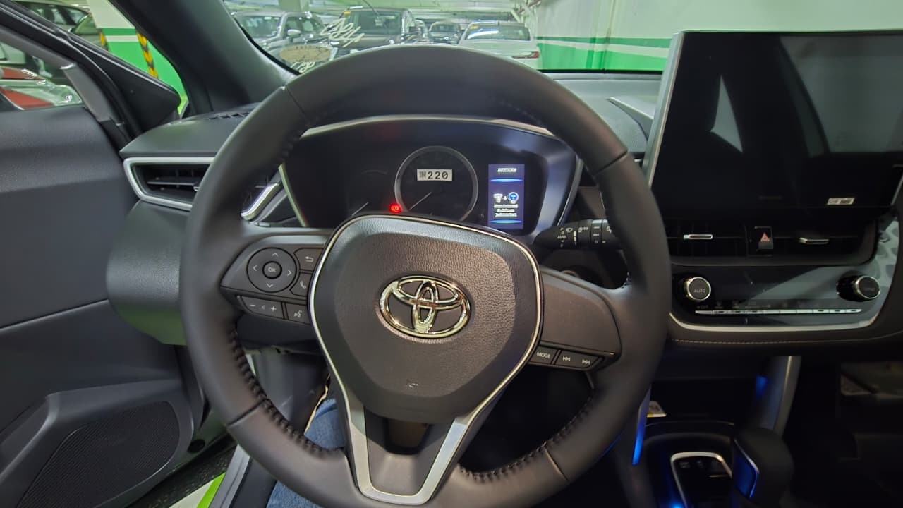2027 TOYOTA COROLLA CROSS SUV G 1.8 2WD AT Silver image 17