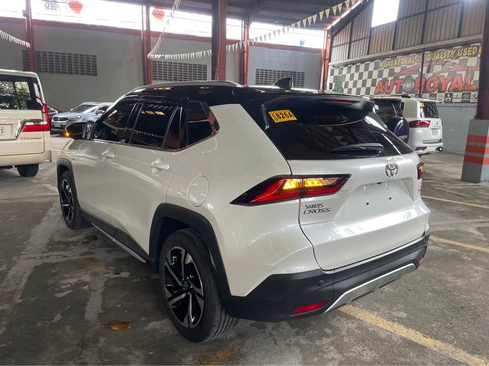 2027 TOYOTA YARIS CROSS SUV S HEV 1.5 2WD AT White (A-610) image 2