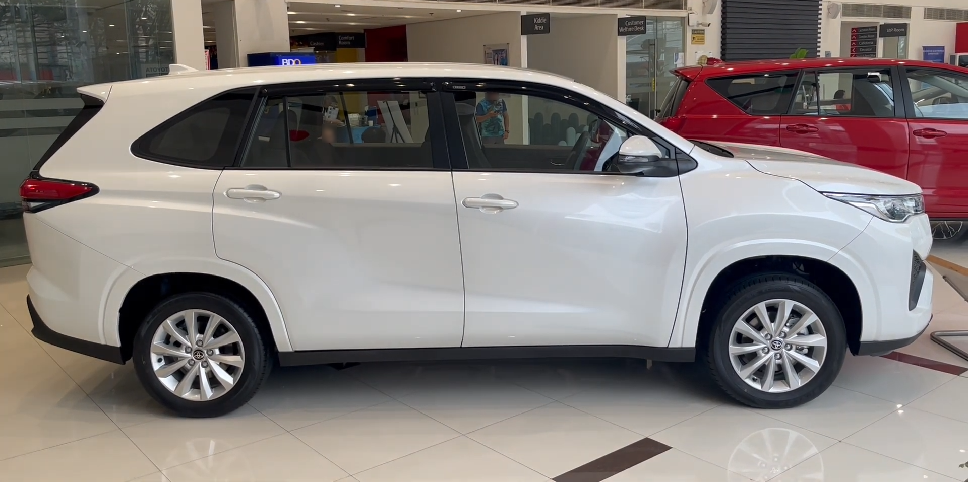 2027 TOYOTA ZENIX MPV V 2.0 2WD CVT White image 6