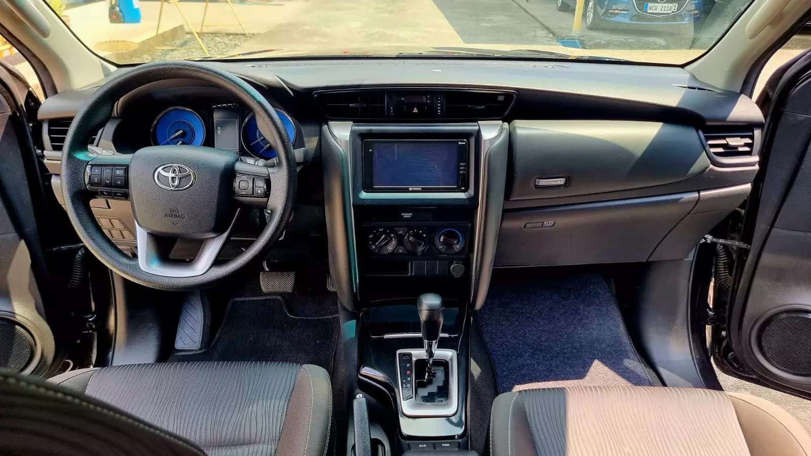 2027 TOYOTA FORTUNER SUV G 2.4 2WD AT Black image 7