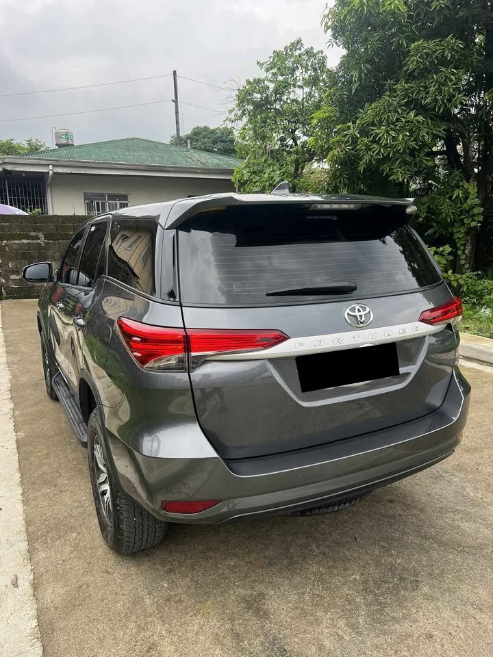 2027 TOYOTA FORTUNER SUV G 2.4 2WD AT Gray image 2