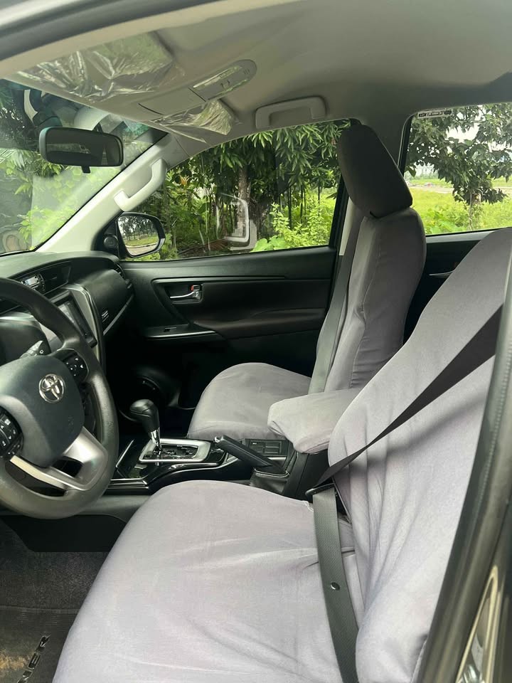 2027 TOYOTA FORTUNER SUV G 2.4 2WD AT Gray image 10