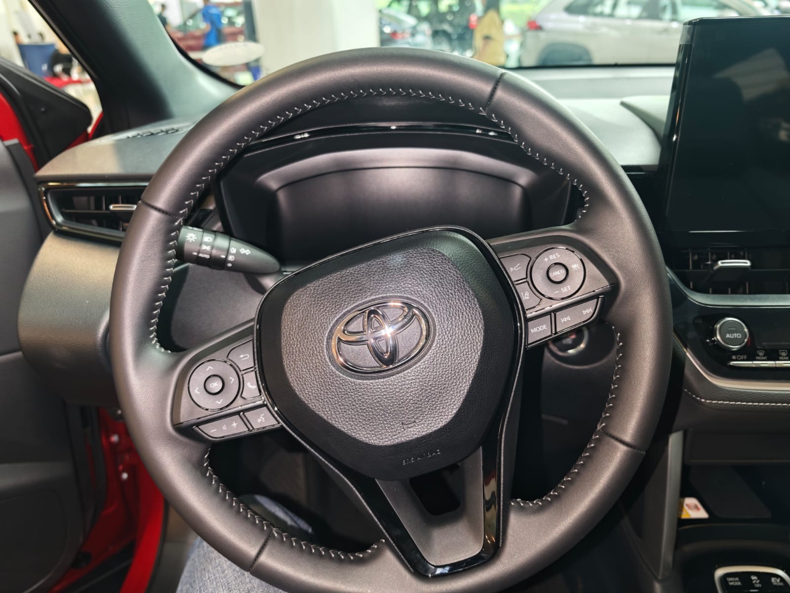 2027 TOYOTA COROLLA CROSS SUV GR-S 1.8 2WD CVT Red image 23
