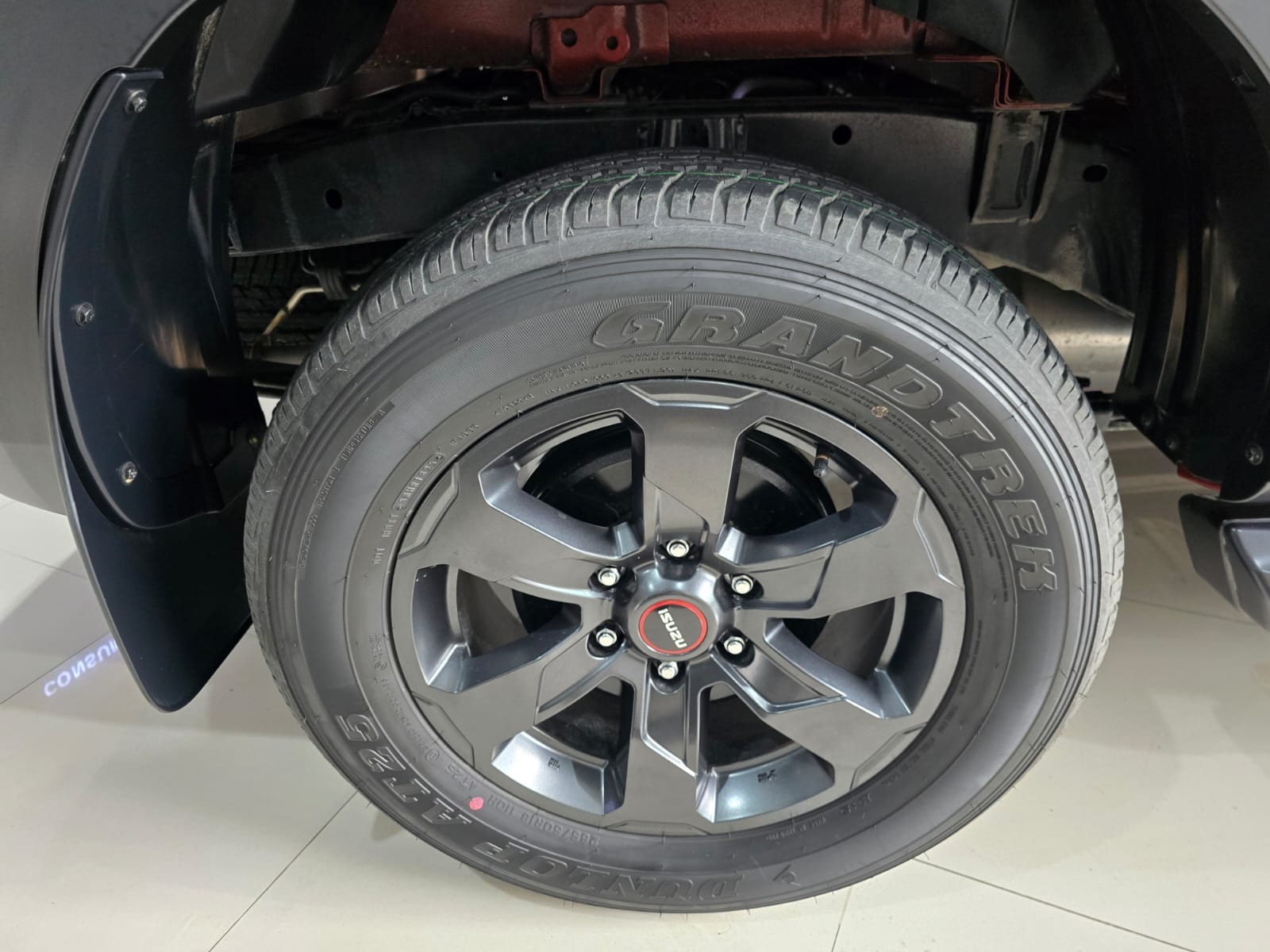 2027 ISUZU D-MAX DOUBLE CAB LS-A 3.0 2WD AT Red image 14