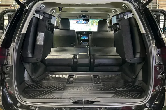 2027 TOYOTA FORTUNER SUV Q 2.8 2WD AT Black image 17