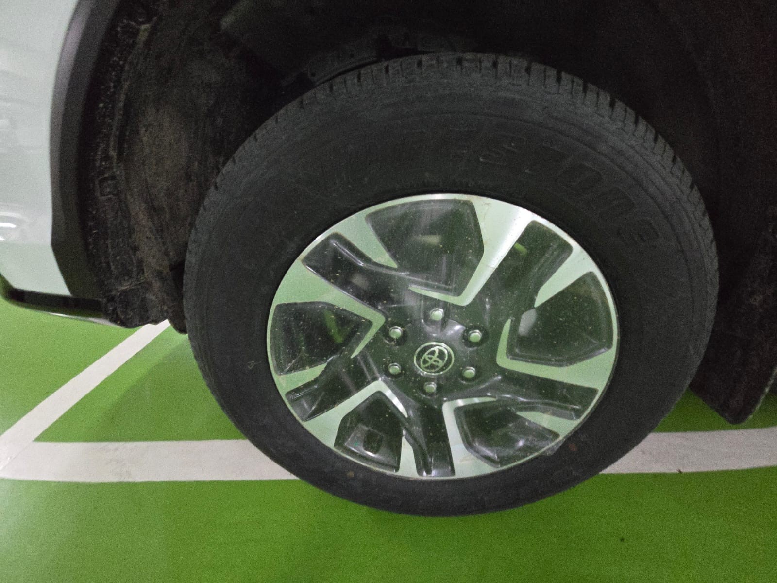 2027 TOYOTA FORTUNER SUV LTD 2.8 2WD AT White (A-1133) image 10