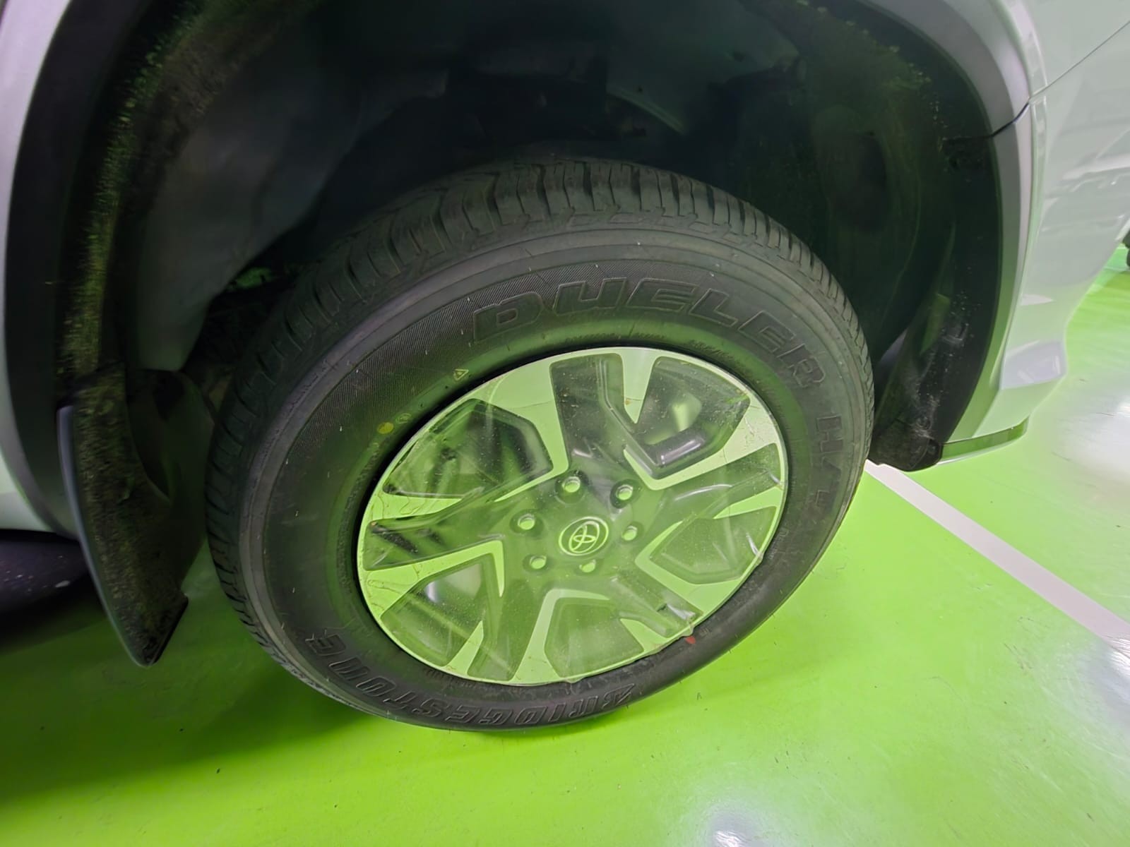 2027 TOYOTA FORTUNER SUV LTD 2.8 2WD AT White (A-1133) image 12
