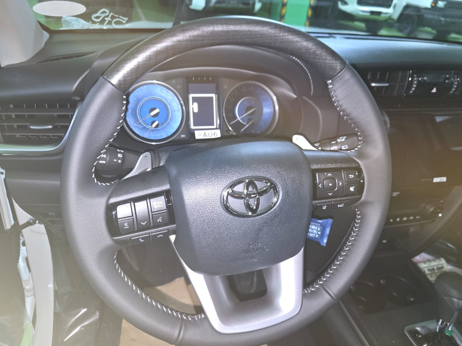 2027 TOYOTA FORTUNER SUV LTD 2.8 2WD AT White (A-1133) image 24
