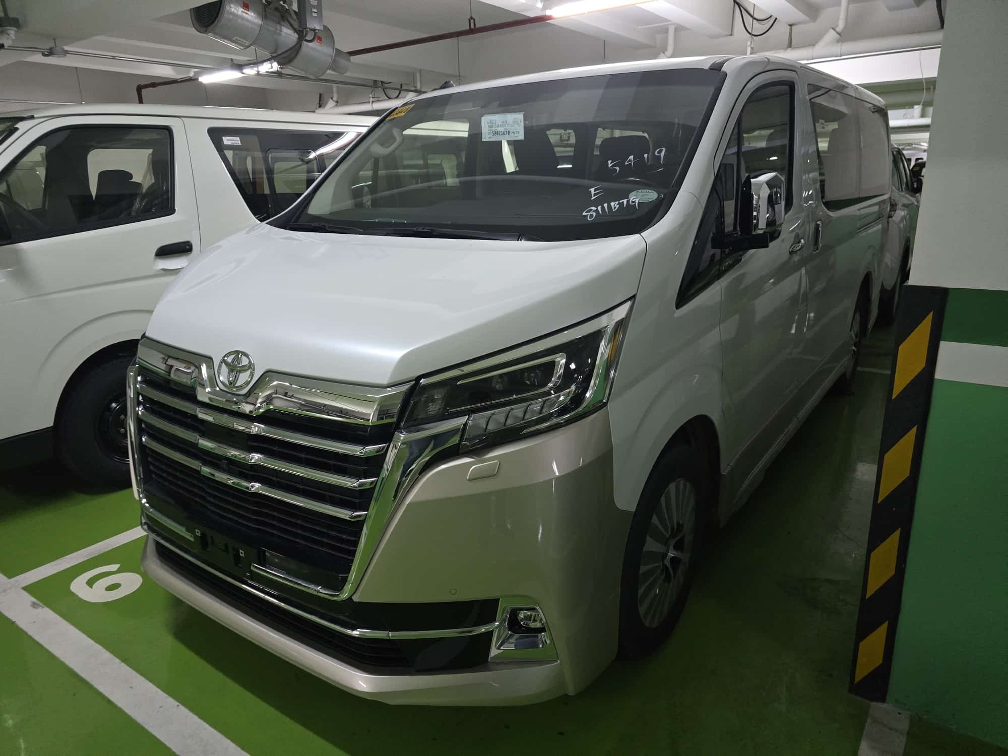 2027 TOYOTA SUPER GRANDIA VAN ELITE 2.8 2WD AT OTHER