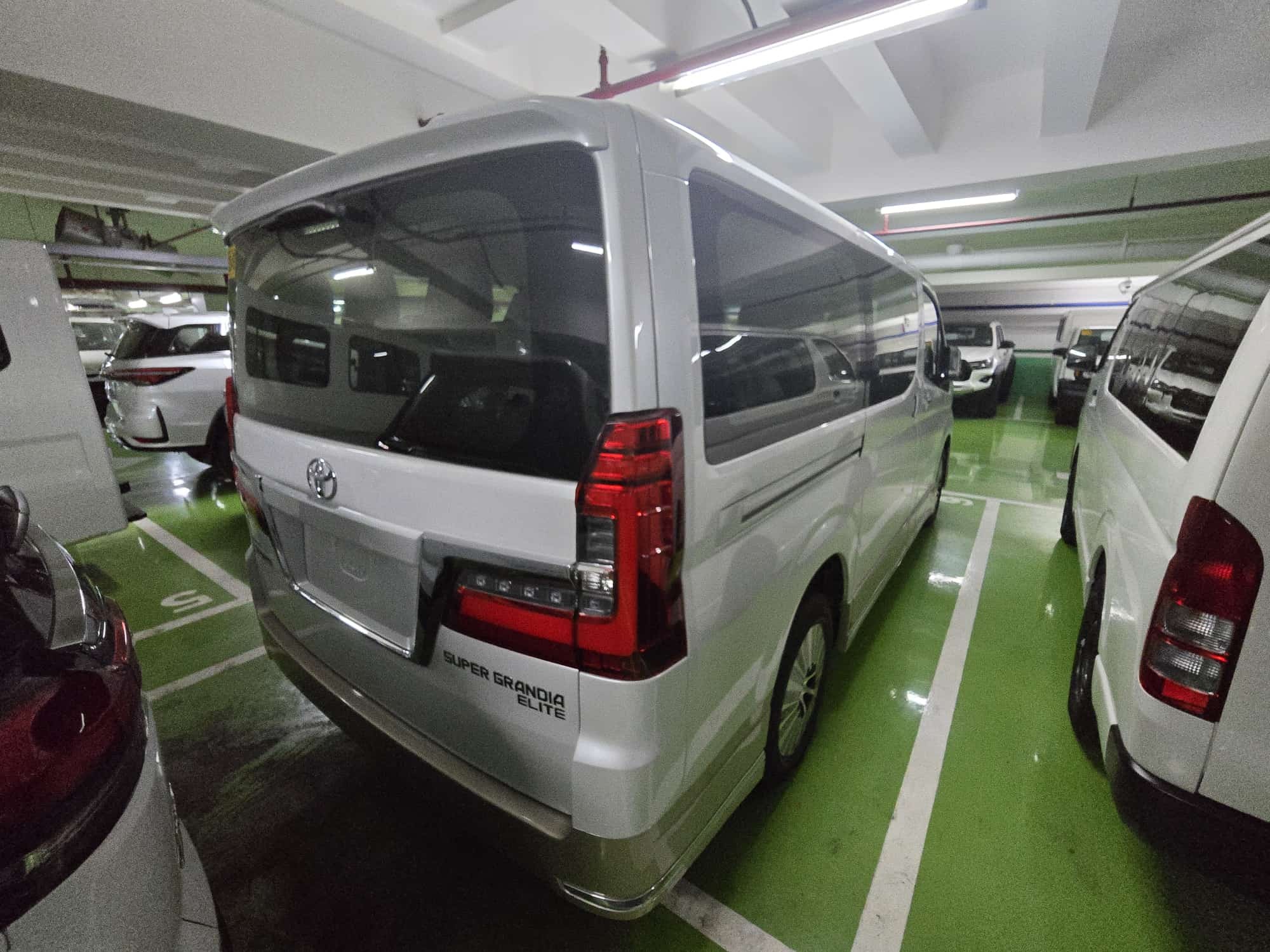2027 TOYOTA SUPER GRANDIA VAN ELITE 2.8 2WD AT OTHER image 5